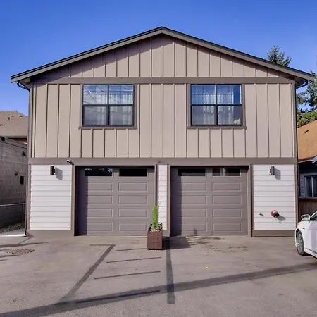 Monroe Apartment Near Evergreen State Fairgrounds!